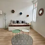 - Centre - Netflix - 2 Pers Apartament *